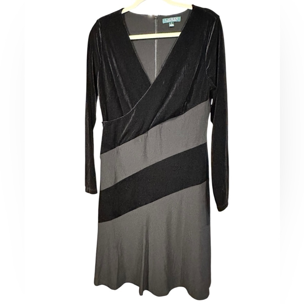 Lauren ralph Lauren Black Fit Flare Long Sleeve Mixed Media Velour dress size 12